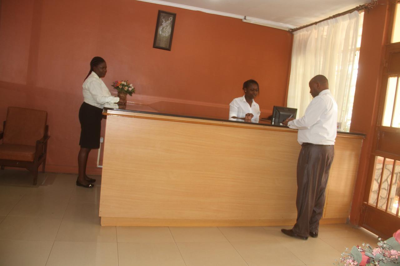 Bomen Hotel Isiolo Dış mekan fotoğraf