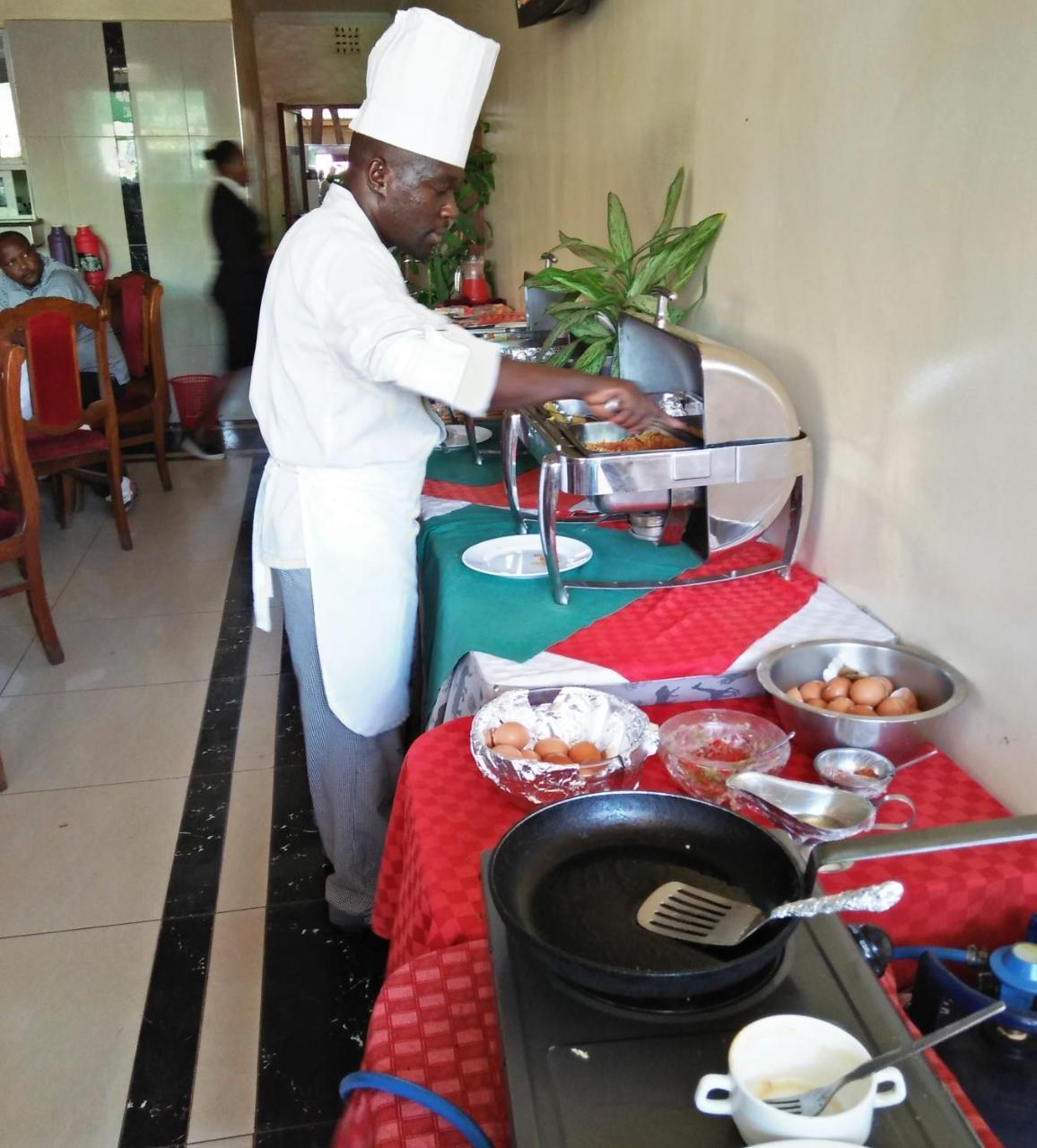 Bomen Hotel Isiolo Dış mekan fotoğraf