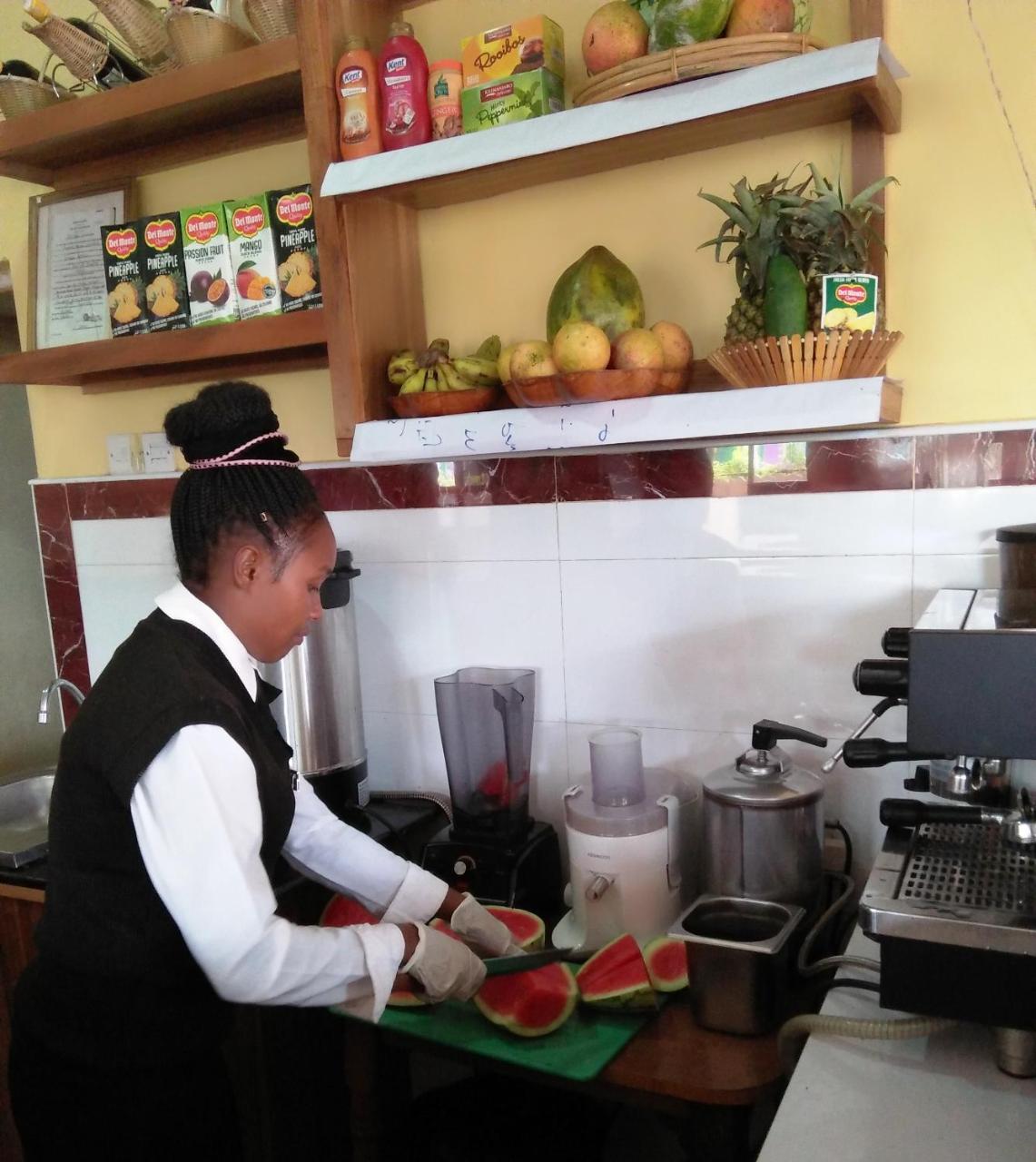 Bomen Hotel Isiolo Dış mekan fotoğraf
